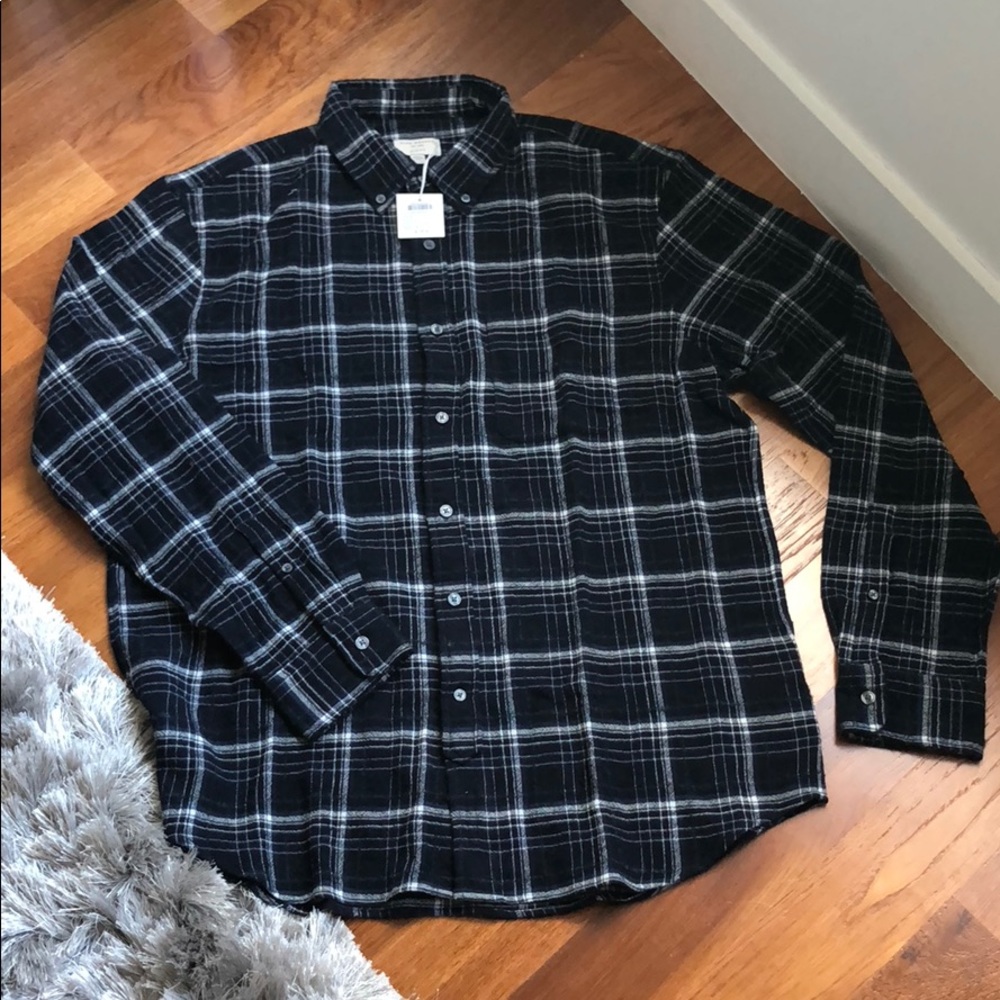 Men’s: Club Monaco slim fit plaid button down